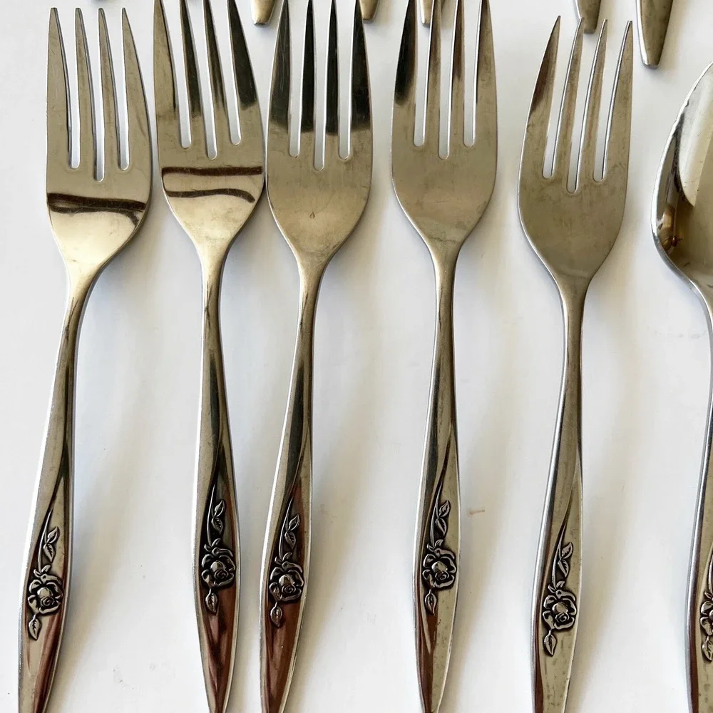 Vintage Lot Oneida Oneidacraft Deluxe Stainless 